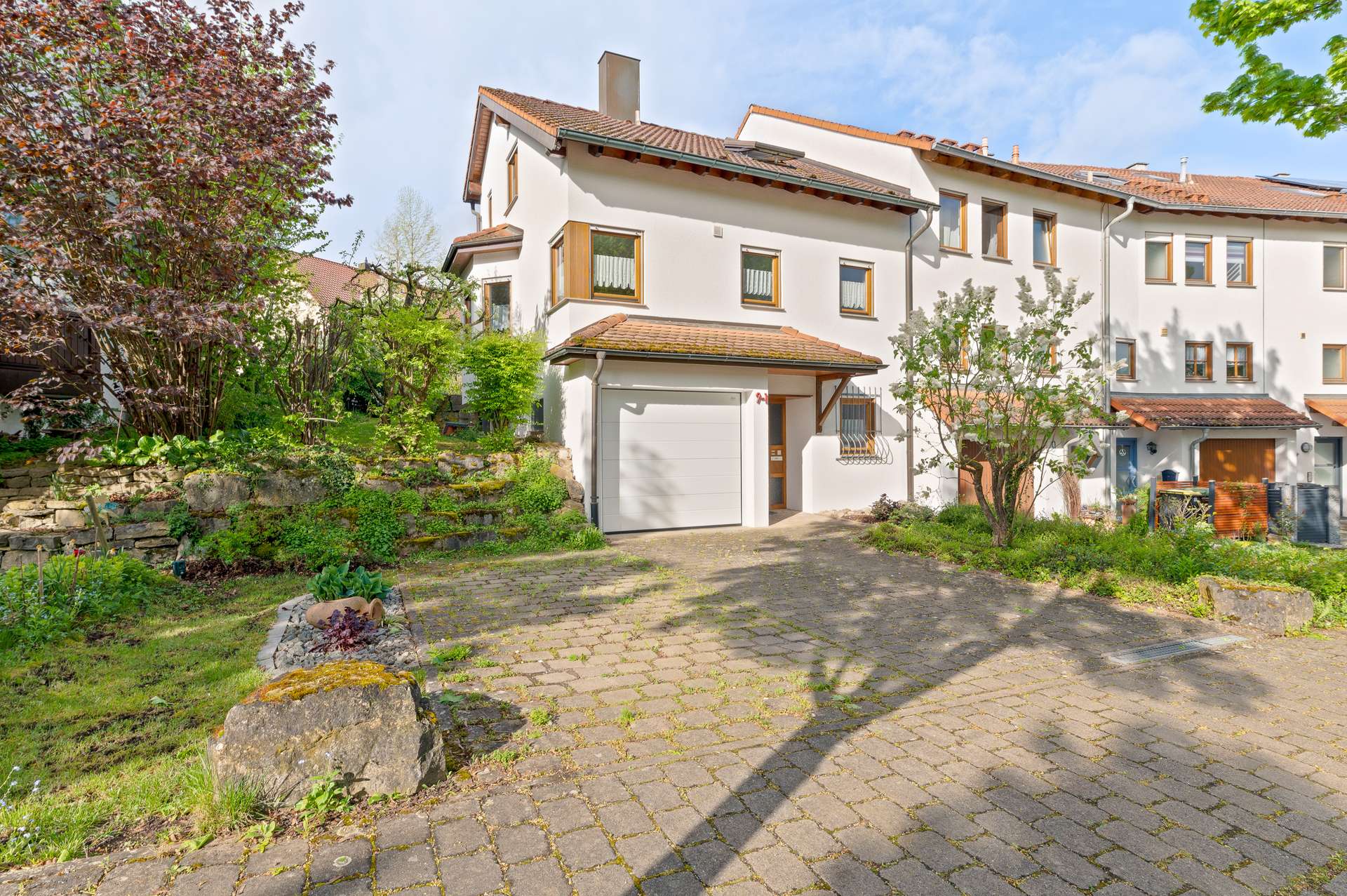 Wunderschönes Reihenendhaus mit Garten